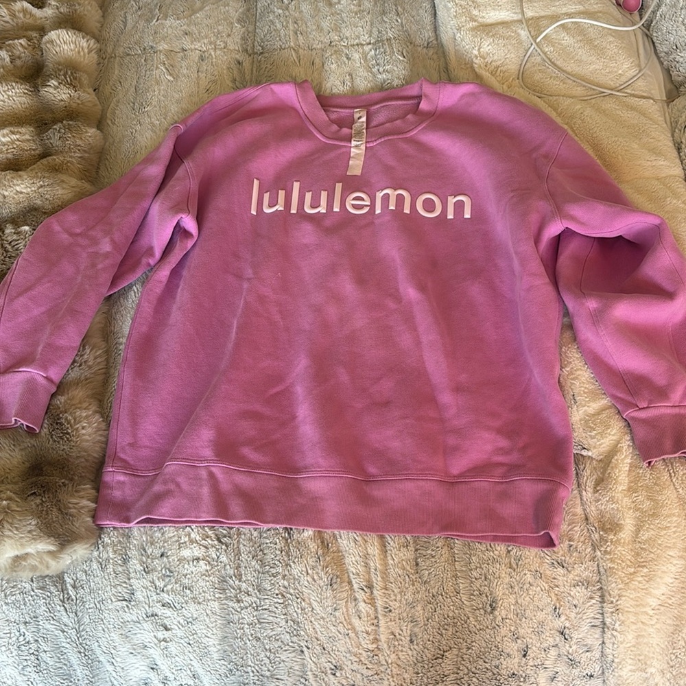 Lululemon crewneck